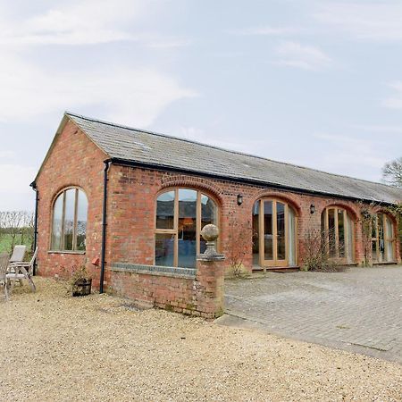 Church StoweThe Stables At Weedon Hill Farm别墅 外观 照片